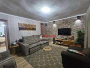 Sobrado com 2 dormitórios à venda, 183 m² por R$...