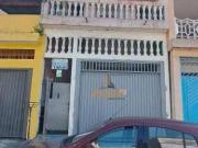 Sobrado com 2 dormitórios à venda, 189 m² por R$...