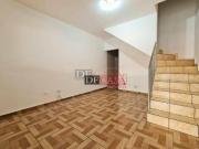 Sobrado com 2 dormitórios à venda, 60 m² por R$...