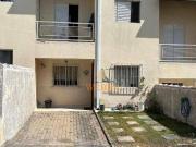 Sobrado com 2 dormitórios à venda, 65 m² por R$...