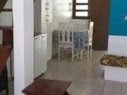 Sobrado com 2 dormitórios à venda, 70 m² por R$...