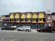 Sobrado com 2 dormitórios à venda, 73 m² por R$...