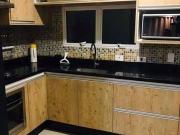 Sobrado com 2 dormitórios à venda, 81 m² por R$...