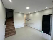 Sobrado com 2 dormitórios à venda, 83 m² por R$ 435.000...