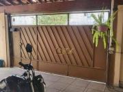 Sobrado com 2 dormitórios à venda, 90 m² por R$ 420.000...