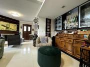 SOBRADO COM 2 DUAS SUÍTES E 01 UM QUARTO TÉRRO