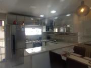 Sobrado com 2 Quartos, 1 vaga _ Rua Palermo, Parque...