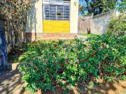 Sobrado com 2 quartos à venda no Jardim das Camélias Sobrado com 2 quartos à venda no Jardim das Camélias