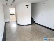 Sobrado com 2 quartos na Mirim Praia Grande/SP