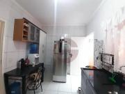Sobrado com 2 suítes e 2 vagas à venda, 90 m² por R$...