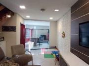 Sobrado com 2 suítes e churrasqueira no Jardim Stella –...