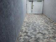 Sobrado com 2 suites, sala, cozinha ambiente aberto, quintal