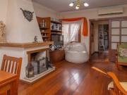 Sobrado com 3 andares, 300 m² privativos