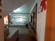 Sobrado com 3 dorm, 4 banh, 3 vgs, no Jardim das Vertentes