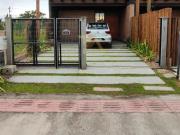 Sobrado com 3 dormitÃ³rios e energia solar | Campo Duna,...