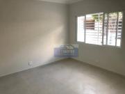 Sobrado com 3 dormitórios para alugar, 100 m² por R$...