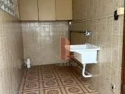 Sobrado com 3 dormitórios para alugar, 222 m² por R$...