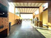 Sobrado com 3 dormitórios à venda, 182 m² por R$...