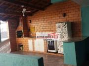 Sobrado com 3 dormitÃ³rios Ã venda, 255 mÂ² por R$...