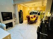 Sobrado com 3 dormitórios à venda, 150 m2 por R$...