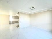 Sobrado com 3 dormitórios à venda, 226 m2 por R$...