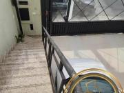 Sobrado com 3 dormitórios, 1 suíte, 4 vagas. 102m² à...