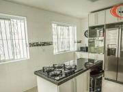 Sobrado com 3 dormitórios à venda, 100 m² por R$...