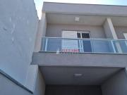 Sobrado com 3 dormitórios à venda, 105 m² por R$...