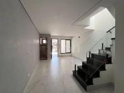 Sobrado com 3 dormitórios à venda, 105 m² por R$...