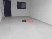 Sobrado com 3 dormitórios à venda, 106 m² por R$...