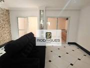 Sobrado com 3 dormitórios à venda, 107 m² por R$...