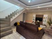 Sobrado com 3 dormitórios à venda, 110 m² por R$...