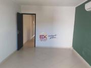 Sobrado com 3 dormitórios à venda, 111 m² por R$...