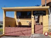 Sobrado com 3 dormitórios à venda, 111 m² por R$...