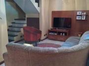 Sobrado com 3 dormitórios à venda, 112 m² por R$...