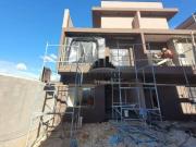 Sobrado com 3 dormitórios à venda, 112 m² por R$...