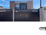 Sobrado com 3 dormitórios à venda, 114 m² por R$...