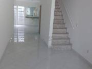 Sobrado com 3 dormitórios à venda, 115 m² por R$...