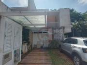 Sobrado com 3 dormitórios à venda, 117 m² por R$...