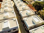 Sobrado com 3 dormitórios à venda, 120 m² por R$...