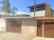 Sobrado com 3 dormitórios à venda, 120 m² por R$...