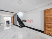 Sobrado com 3 dormitórios à venda, 120 m² por R$...