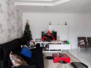 Sobrado com 3 dormitórios à venda, 122 m² por R$...