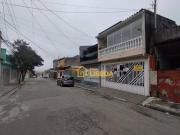 Sobrado com 3 dormitórios à venda, 125 m² por R$...