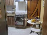 Sobrado com 3 dormitórios à venda, 125 m² por R$...