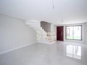 Sobrado com 3 dormitórios à venda, 125 m² por R$...