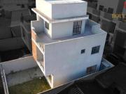 Sobrado de rua com 3 dormitórios à venda, 126 m² por R$...