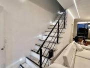 Sobrado com 3 dormitórios à venda, 126 m² por R$...