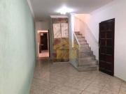 Sobrado com 3 dormitórios à venda, 130 m² por R$...