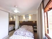 Sobrado com 3 dormitórios à venda, 130 m² por R$...